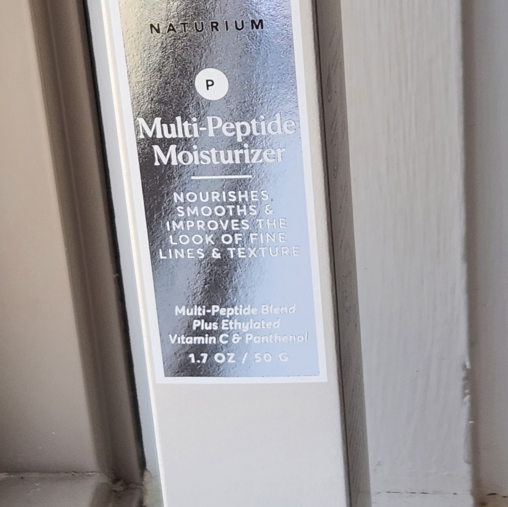 NIB NATURIUM MULTI PEPTIDE MOISTURIZER - Picture 10 of 16